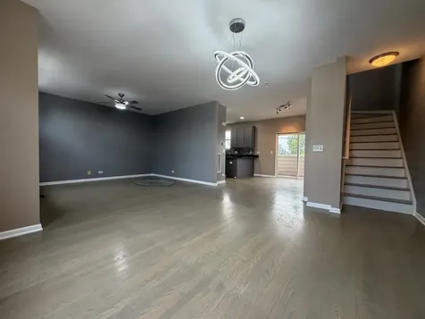 5350 West Hanson Avenue Chicago IL 60639