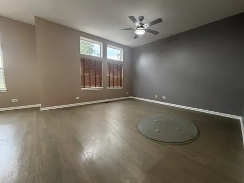 5350 West Hanson Avenue Chicago IL 60639