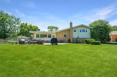 513 West Division Street Itasca IL 60143