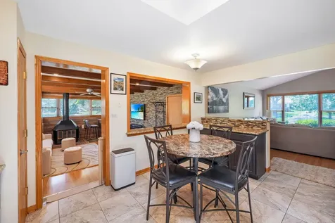 513 West Division Street Itasca IL 60143