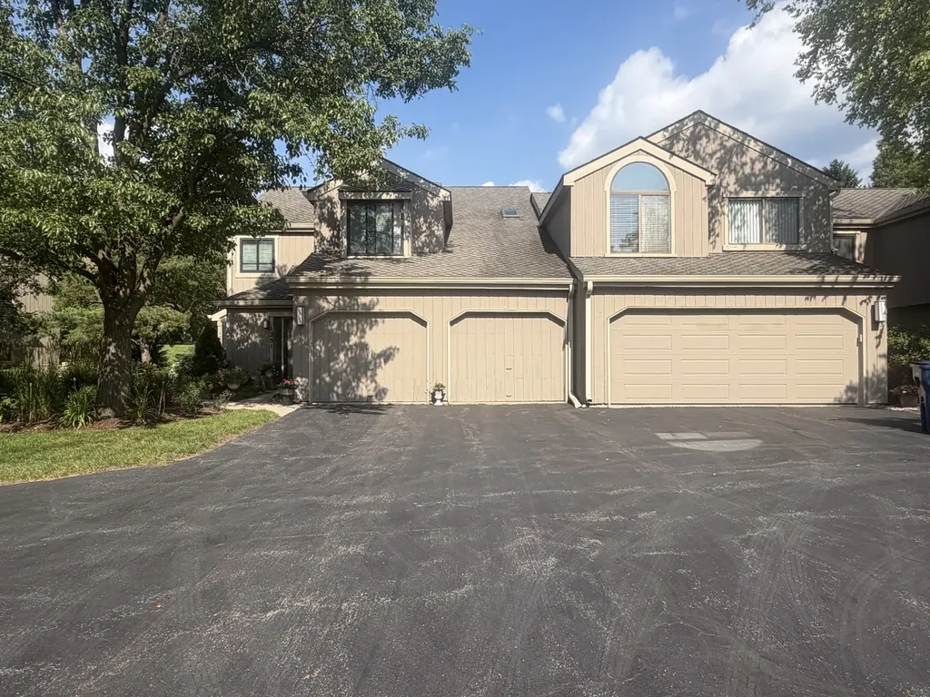 1249 Oak Hill Road Lake Barrington IL 60010