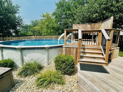 437 Raintree Drive Oswego IL 60543