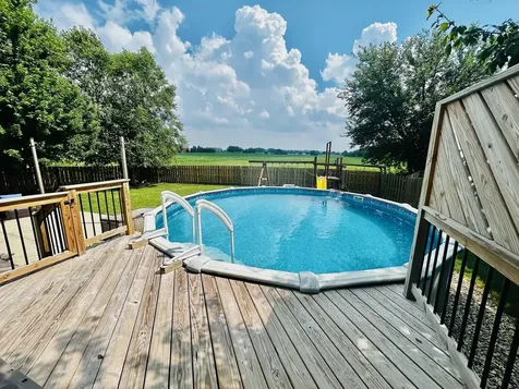 437 Raintree Drive Oswego IL 60543