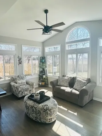 437 Raintree Drive Oswego IL 60543