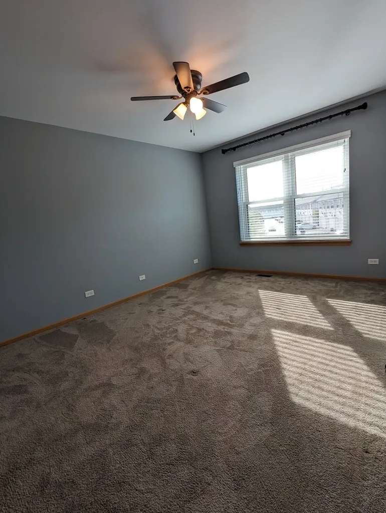2257 Georgetown Circle Aurora IL 60503
