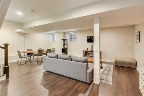 2237 West Winona Street Chicago IL 60625