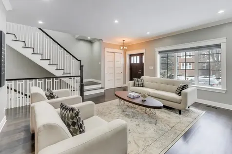 2237 West Winona Street Chicago IL 60625