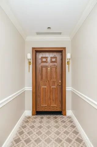 21 East Huron Street Chicago IL 60611