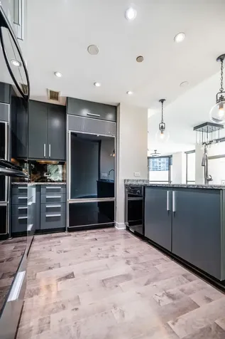 21 East Huron Street Chicago IL 60611