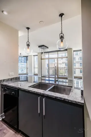 21 East Huron Street Chicago IL 60611