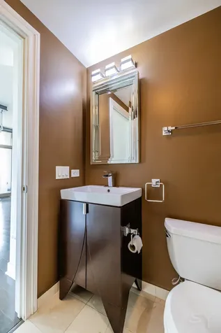 21 East Huron Street Chicago IL 60611