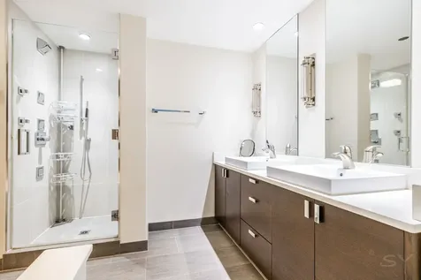 21 East Huron Street Chicago IL 60611