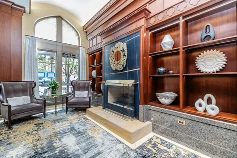 21 East Huron Street Chicago IL 60611