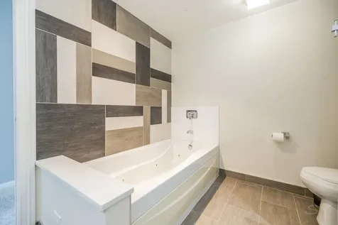 21 East Huron Street Chicago IL 60611