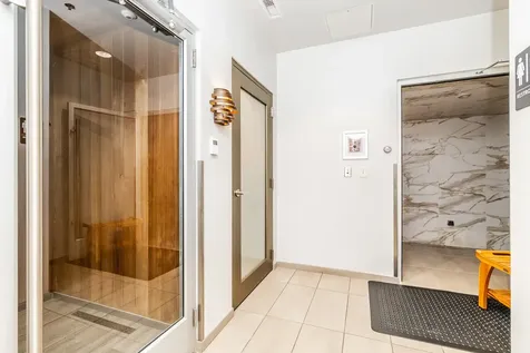 21 East Huron Street Chicago IL 60611