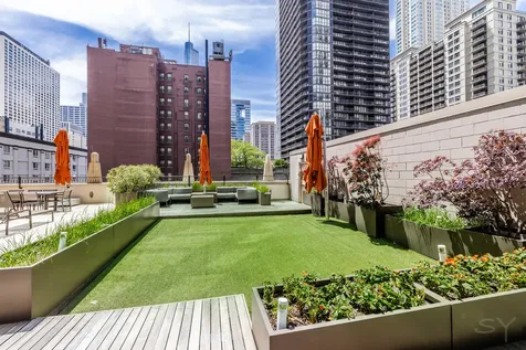 21 East Huron Street Chicago IL 60611