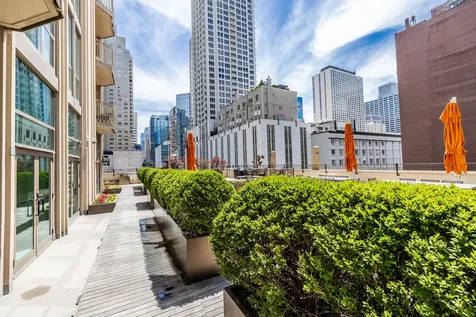 21 East Huron Street Chicago IL 60611