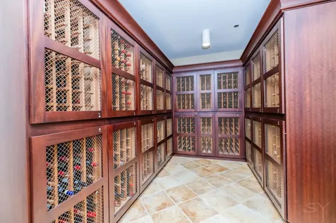 21 East Huron Street Chicago IL 60611