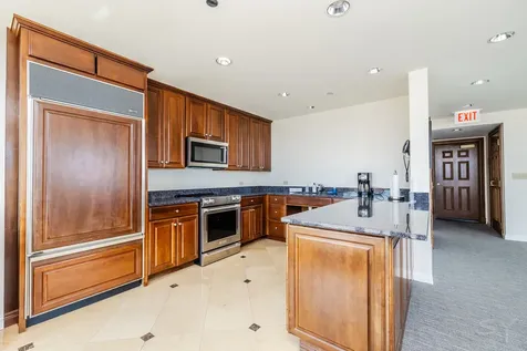 21 East Huron Street Chicago IL 60611