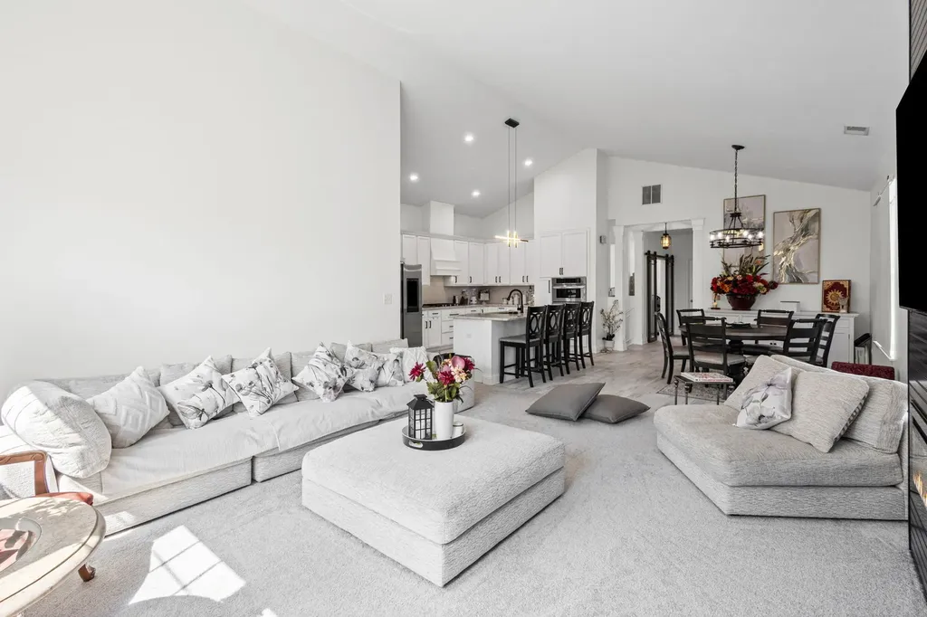 1132 Foxridge Lane Aurora IL 60502