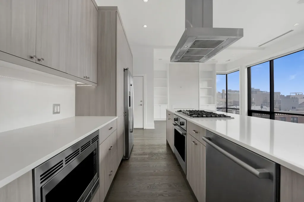 1404 West Chicago Avenue Chicago IL 60642