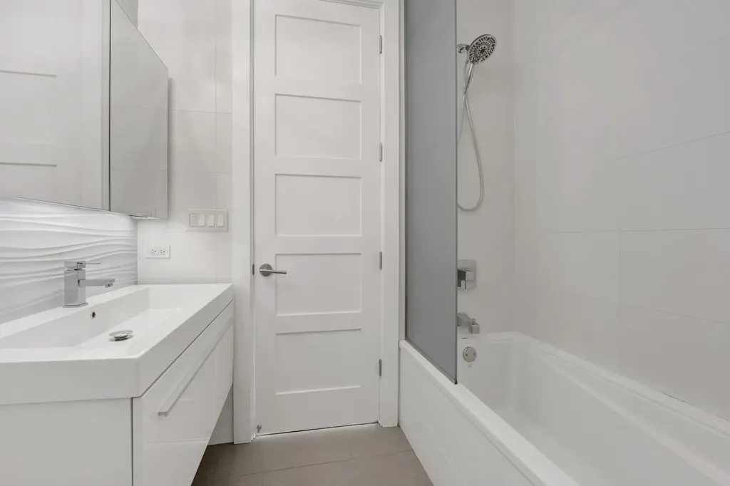 1404 West Chicago Avenue Chicago IL 60642