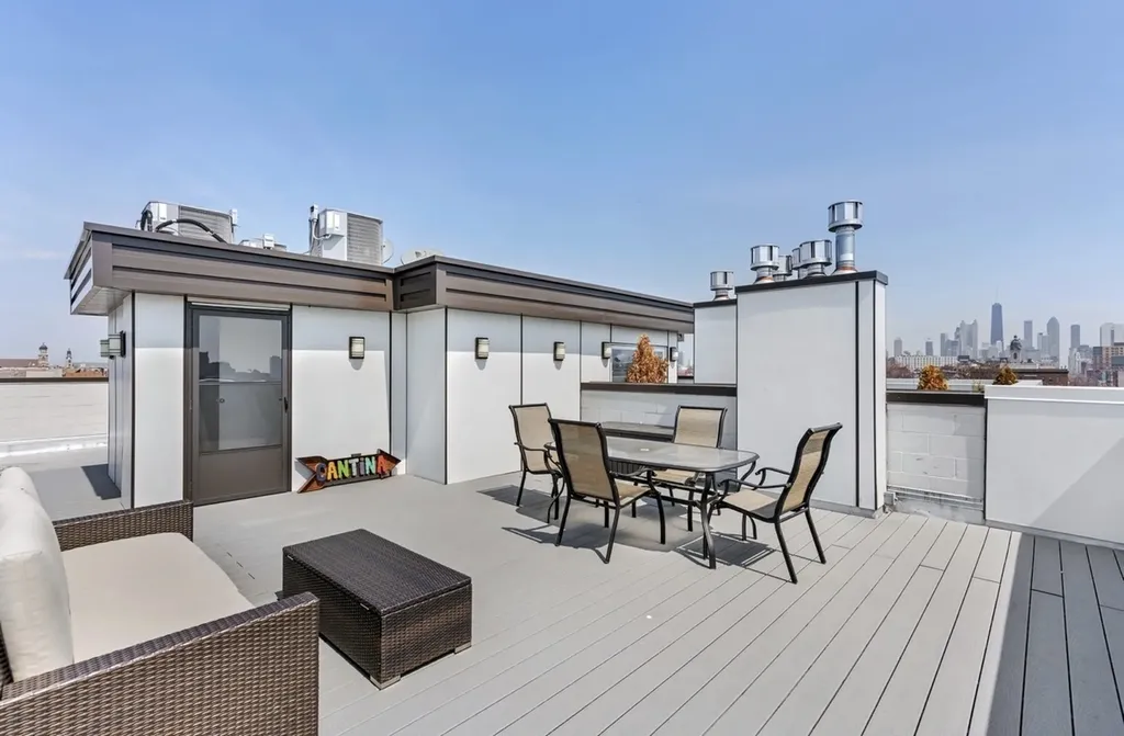 1404 West Chicago Avenue Chicago IL 60642