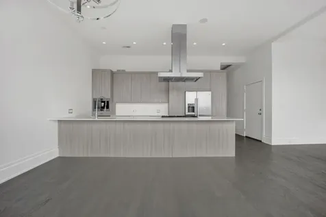 1404 West Chicago Avenue Chicago IL 60642