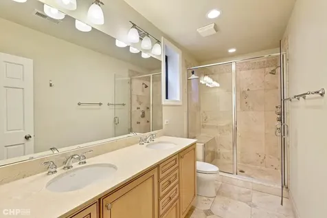 917 West Agatite Avenue Chicago IL 60640
