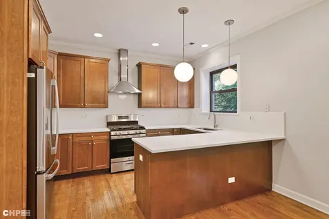 917 West Agatite Avenue Chicago IL 60640