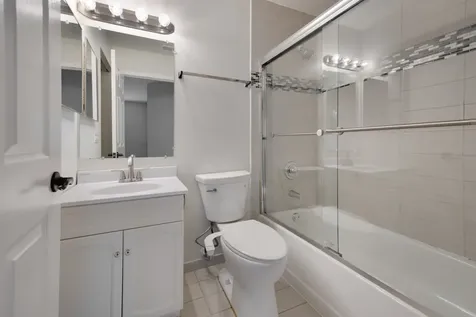 546 East Shag Bark Lane Streamwood IL 60107