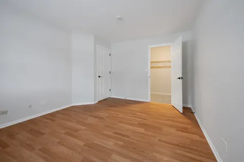 546 East Shag Bark Lane Streamwood IL 60107
