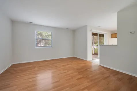 546 East Shag Bark Lane Streamwood IL 60107