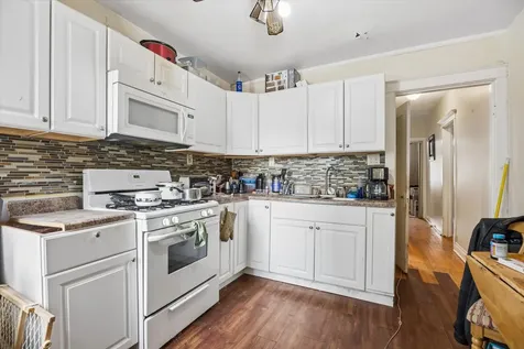 1946 West Armitage Avenue Chicago IL 60647