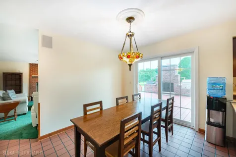 10410 Saddlebred Trail Woodstock IL 60098