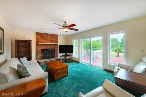 10410 Saddlebred Trail Woodstock IL 60098