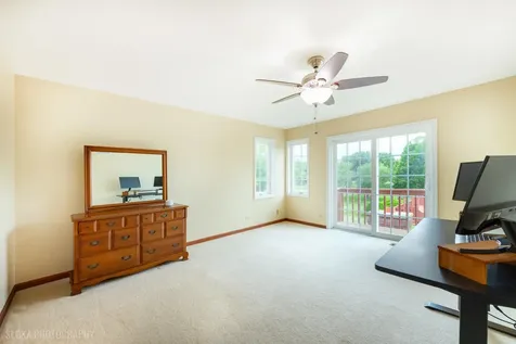 10410 Saddlebred Trail Woodstock IL 60098
