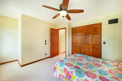 10410 Saddlebred Trail Woodstock IL 60098