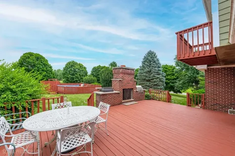 10410 Saddlebred Trail Woodstock IL 60098