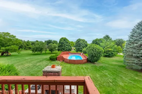 10410 Saddlebred Trail Woodstock IL 60098