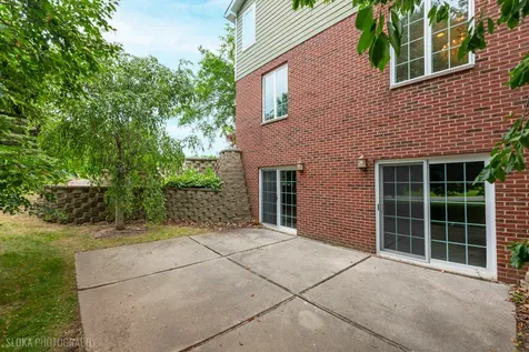 10410 Saddlebred Trail Woodstock IL 60098