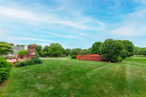 10410 Saddlebred Trail Woodstock IL 60098