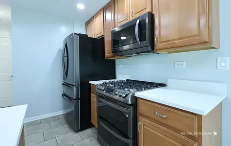 796 Pointe Drive Crystal Lake IL 60014
