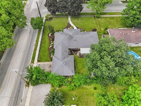 1322 Douglas Street Joliet IL 60435