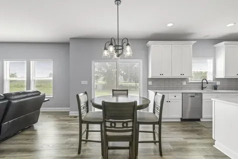 906 Hayden Drive Yorkville IL 60560