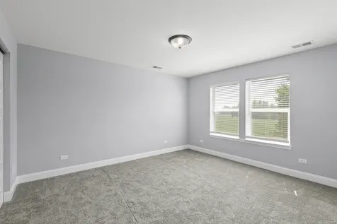 906 Hayden Drive Yorkville IL 60560