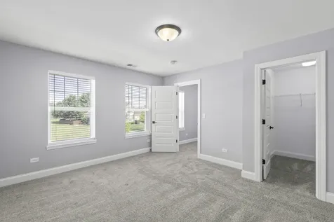 906 Hayden Drive Yorkville IL 60560