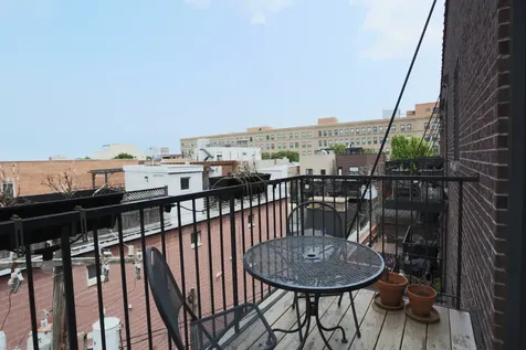 2401 North Janssen Avenue Chicago IL 60614
