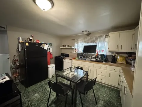15 Curtmar Court Montgomery IL 60538
