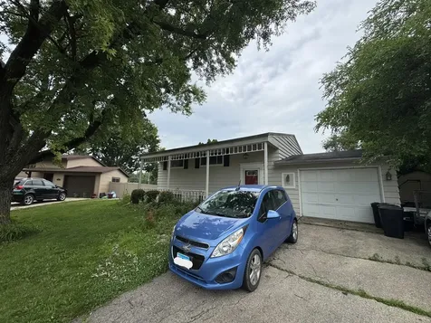15 Curtmar Court Montgomery IL 60538